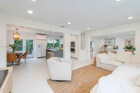 424 E Dilido Drive Miami Beach FL 33139