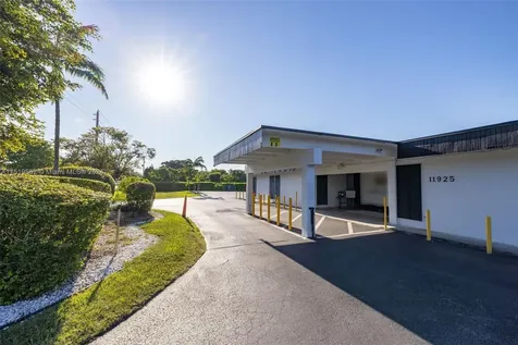 11925 SW 72nd Street Miami FL 33183