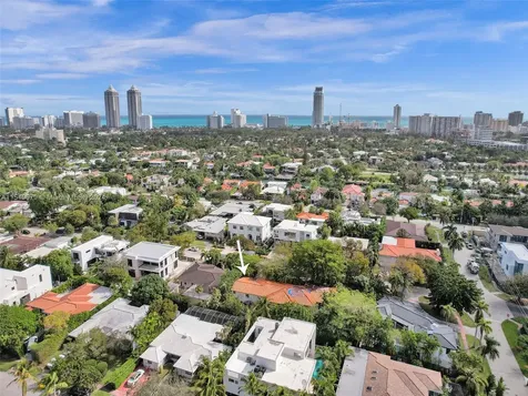 4454 Adams Avenue Miami Beach FL 33140