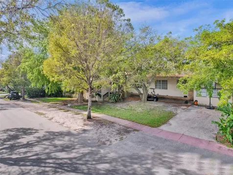 4454 Adams Avenue Miami Beach FL 33140