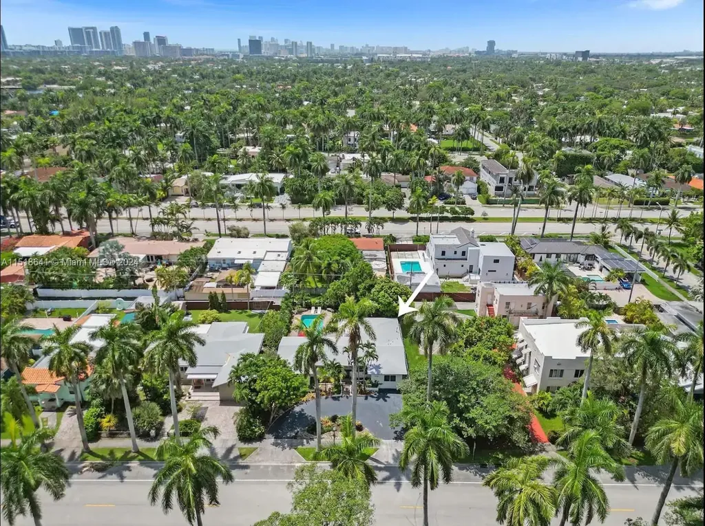 1342 Tyler Street Hollywood FL 33019