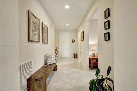 652 SE Monteiro Drive Port St. Lucie FL 34984