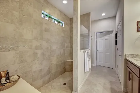 652 SE Monteiro Drive Port St. Lucie FL 34984