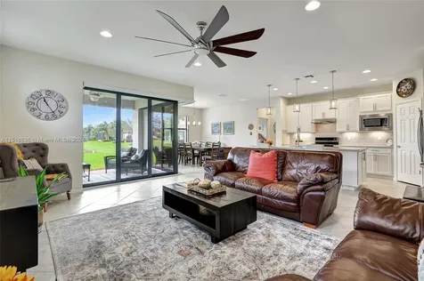 652 SE Monteiro Drive Port St. Lucie FL 34984