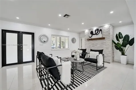 549 NE 12th Avenue Fort Lauderdale FL 33301