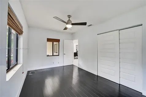 549 NE 12th Avenue Fort Lauderdale FL 33301