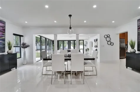 549 NE 12th Avenue Fort Lauderdale FL 33301