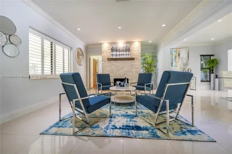 549 NE 12th Avenue Fort Lauderdale FL 33301