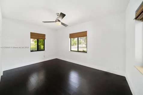 549 NE 12th Avenue Fort Lauderdale FL 33301