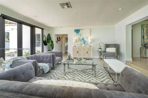 549 NE 12th Avenue Fort Lauderdale FL 33301