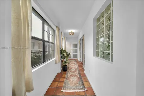 934 Michigan Avenue Miami Beach FL 33139