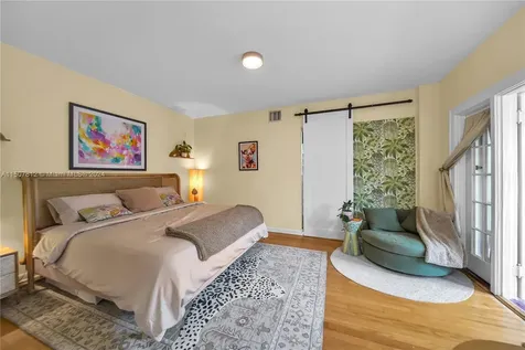 934 Michigan Avenue Miami Beach FL 33139