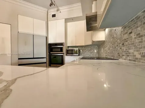 3001 NE 185th Street Aventura FL 33180