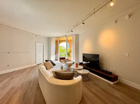 3001 NE 185th Street Aventura FL 33180