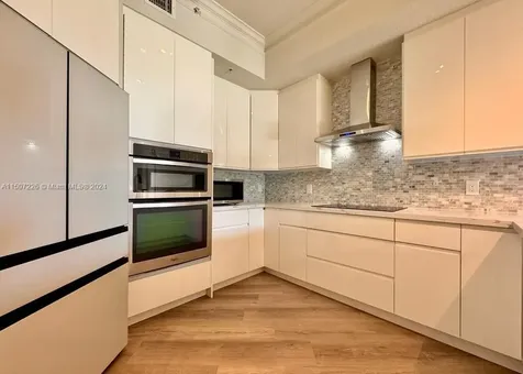 3001 NE 185th Street Aventura FL 33180