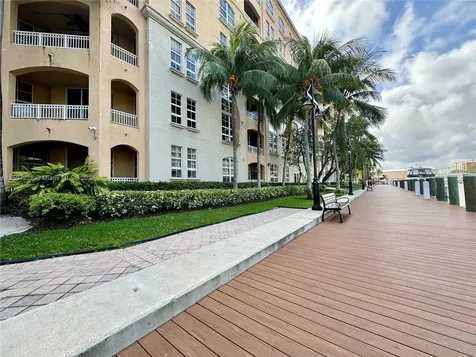 3001 NE 185th Street Aventura FL 33180