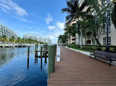 3001 NE 185th Street Aventura FL 33180