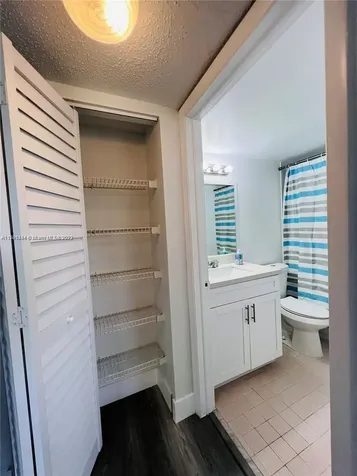8260 SW 210th Street Cutler Bay FL 33189