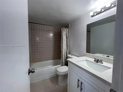 8260 SW 210th Street Cutler Bay FL 33189