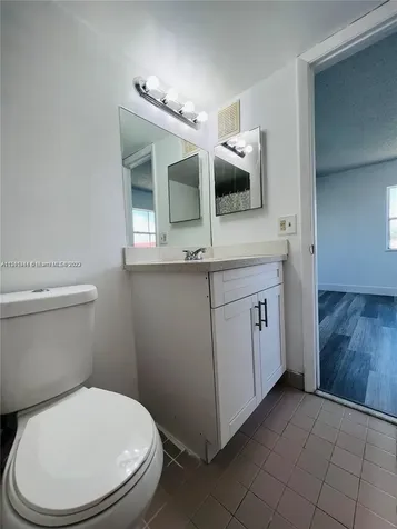 8260 SW 210th Street Cutler Bay FL 33189
