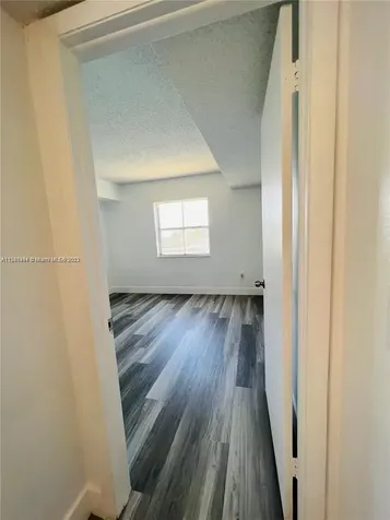 8260 SW 210th Street Cutler Bay FL 33189