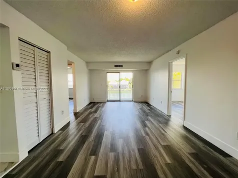 8260 SW 210th Street Cutler Bay FL 33189