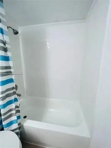 8260 SW 210th Street Cutler Bay FL 33189