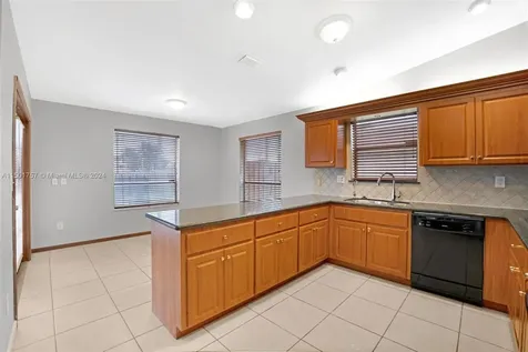 11710 S Island Road Cooper City FL 33026
