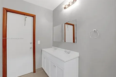 11710 S Island Road Cooper City FL 33026