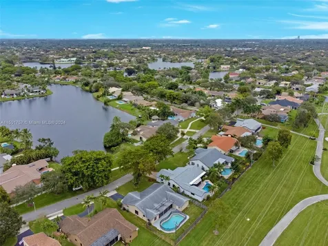 11710 S Island Road Cooper City FL 33026