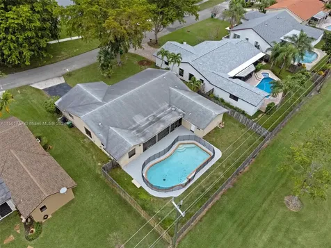 11710 S Island Road Cooper City FL 33026