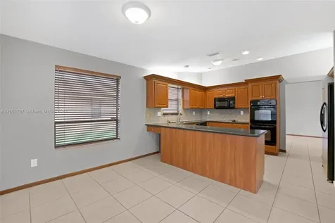 11710 S Island Road Cooper City FL 33026
