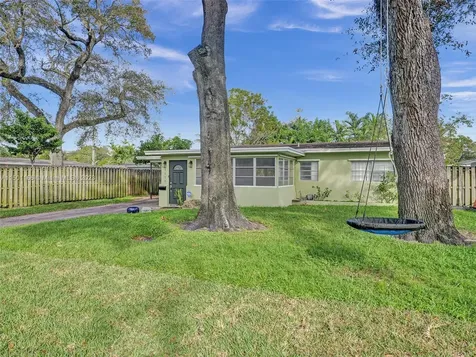 1115 SW 21st Street Fort Lauderdale FL 33315