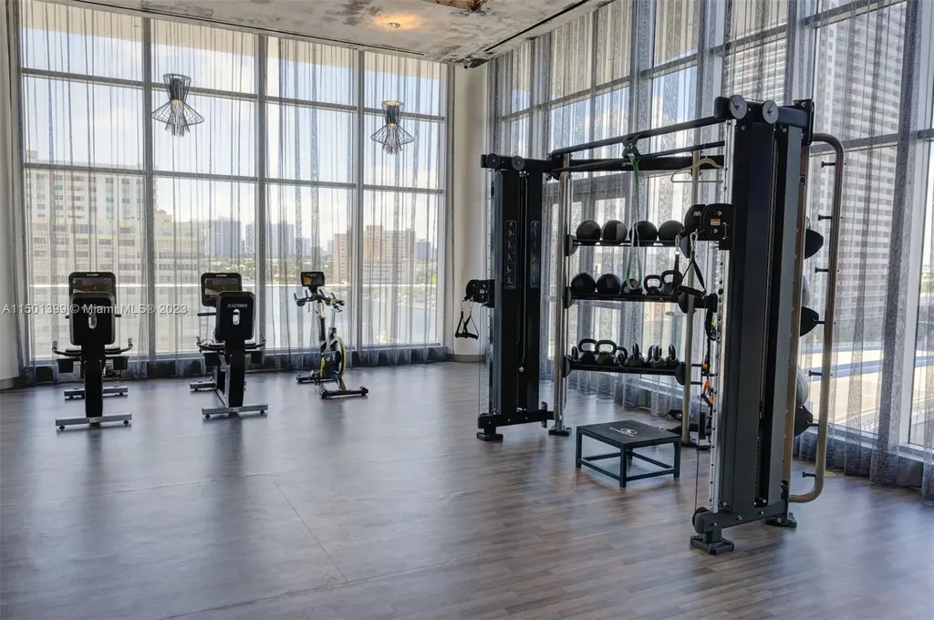 4010 S Ocean Drive Hollywood FL 33019