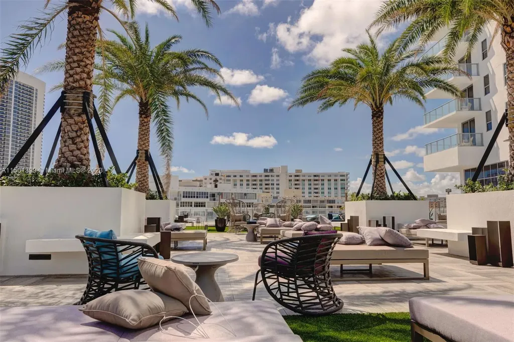 4010 S Ocean Drive Hollywood FL 33019