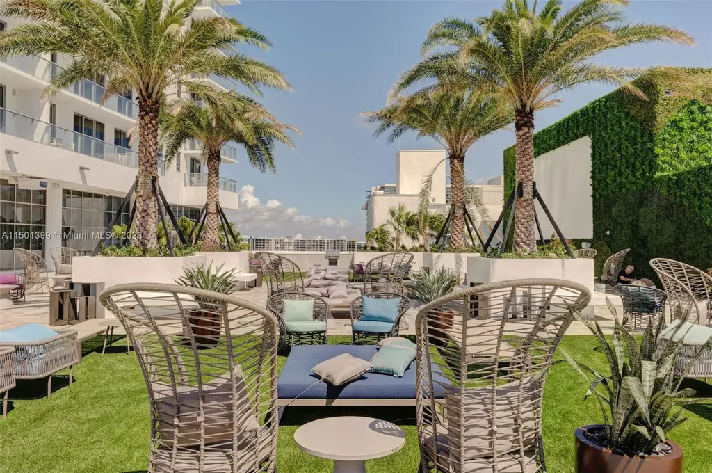 4010 S Ocean Drive Hollywood FL 33019