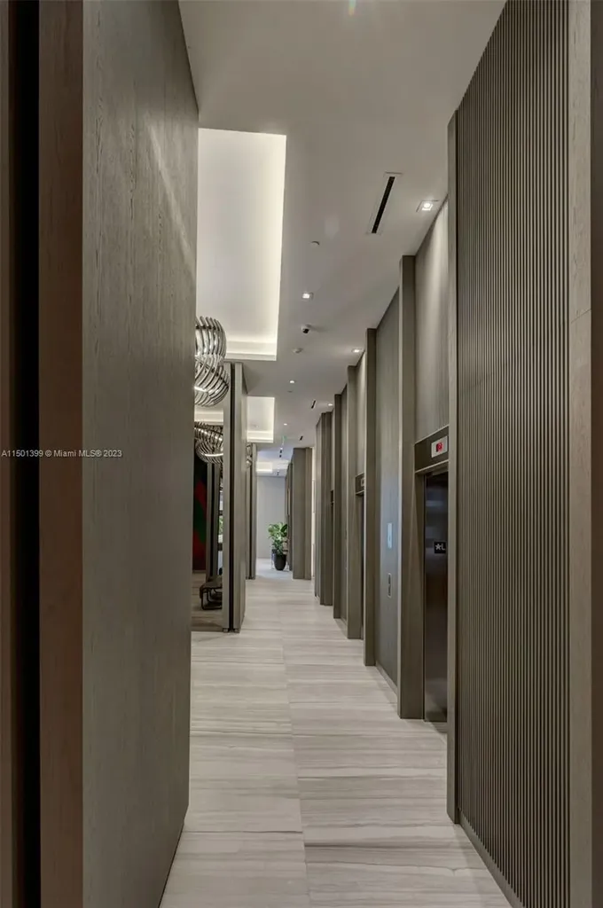 4010 S Ocean Drive Hollywood FL 33019