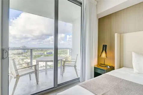 4010 S Ocean Drive Hollywood FL 33019