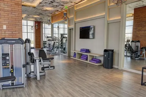 4010 S Ocean Drive Hollywood FL 33019