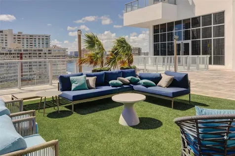 4010 S Ocean Drive Hollywood FL 33019