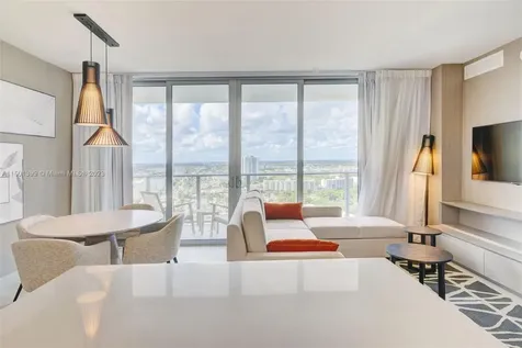 4010 S Ocean Drive Hollywood FL 33019