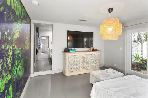 1174 Garfield Street Hollywood FL 33019