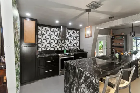 1174 Garfield Street Hollywood FL 33019