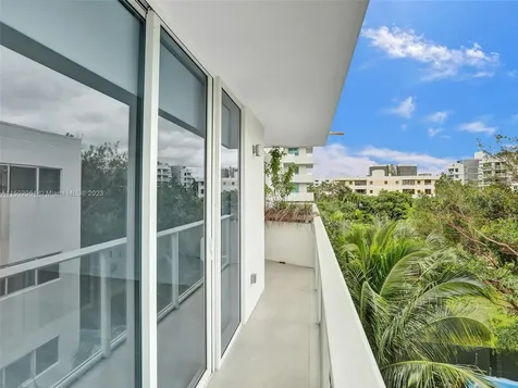 1170 101st Street Bay Harbor Islands FL 33154