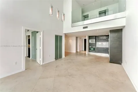 900 Biscayne Boulevard Miami FL 33132