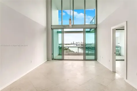 900 Biscayne Boulevard Miami FL 33132