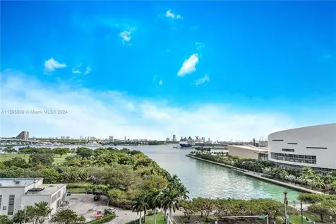 900 Biscayne Boulevard Miami FL 33132