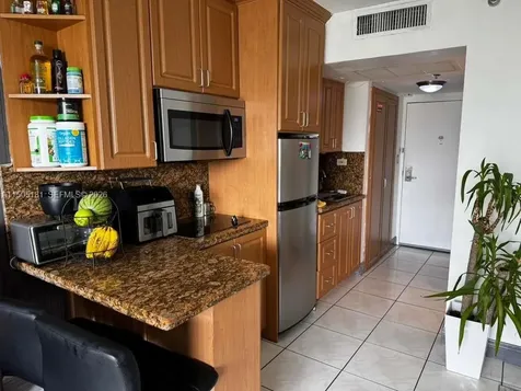 19201 Collins Avenue Sunny Isles Beach FL 33160
