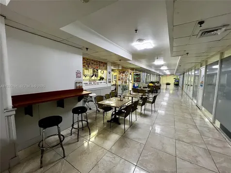 19201 Collins Avenue Sunny Isles Beach FL 33160