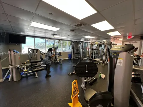 19201 Collins Avenue Sunny Isles Beach FL 33160